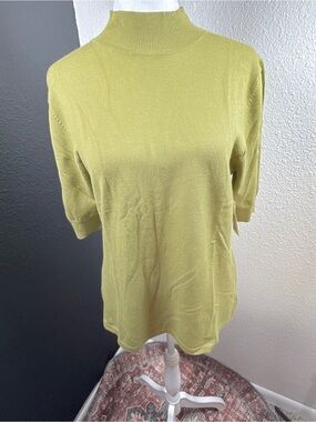 Coldwater Creek Olive Mock Neck Short Sleeve Top